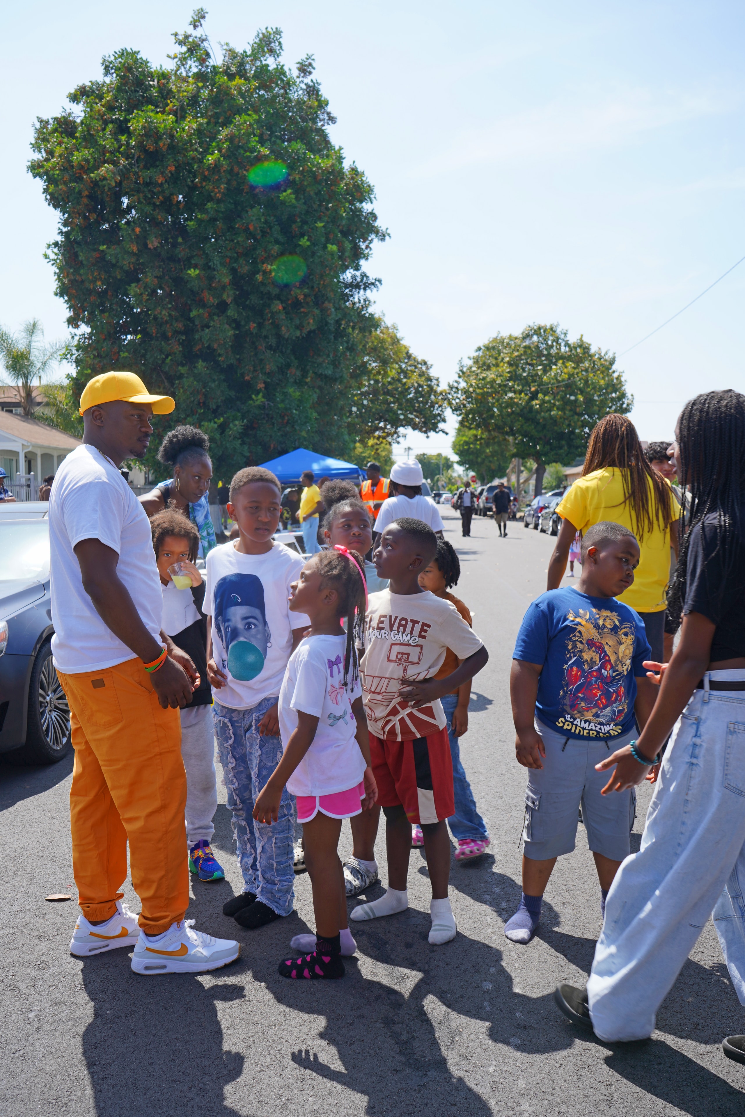 Close-up mentorship moment at Field Day